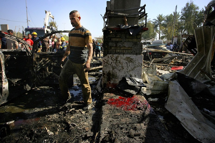 Suicide attack kills at least 6 civilians south of Baghdad 